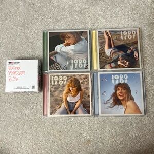 1989 (Taylor’s Version) Deluxe CDs Set- With Polaroids